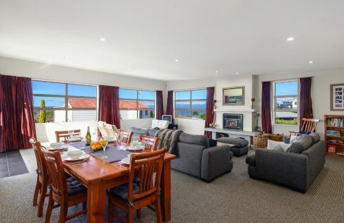 Omori Casa | Kaimanawa Lookout - Omori Holiday Home