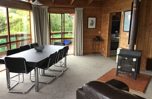 Ngaio Bay Casa | Kaiteriteri. NZ . Something Special. ( Self contained) Luxury.