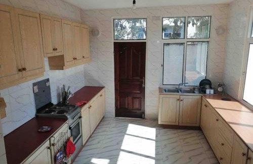 Burundi Casa | Kajaga Tanganyika