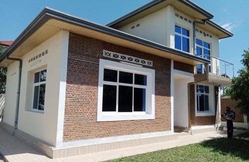 Burundi Casa | Kajaga Tanganyika