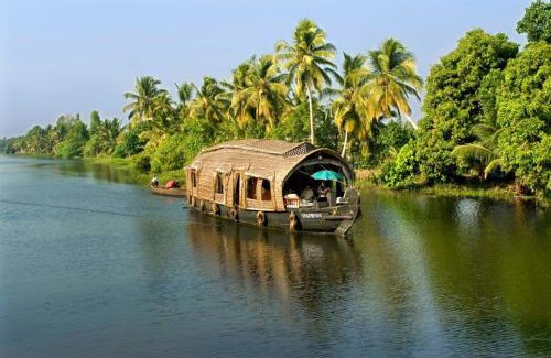 Mullakkal Alquiler De Eote | Kalappura Houseboats & Tours