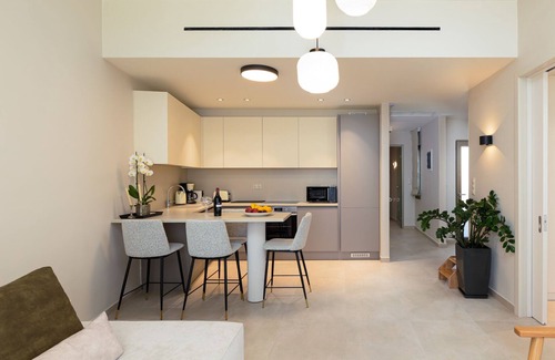 Old Quarter Apartamento | "KALES 2" SEA VIEW SUITES