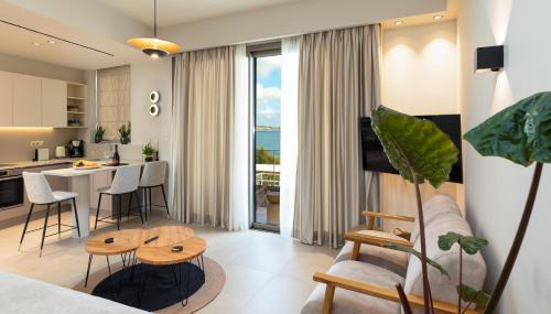 Old Quarter Apartamento | KALES SEA VIEW SUITES