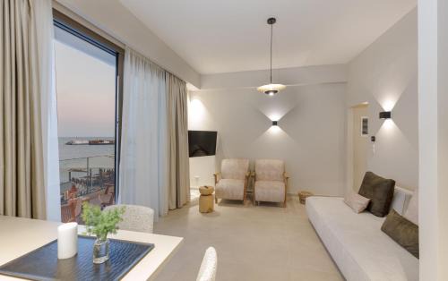 Old Quarter Apartamento | KALES SEA VIEW SUITES