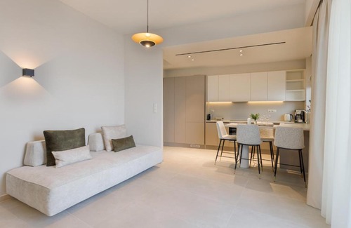Old Quarter Apartamento | KALES SEA VIEW SUITES