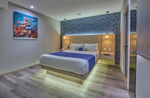 Cuauhtemoc Hotel | KALI La Raza Mexico City