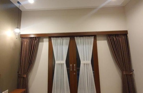Downtown Kuta Casa | Kalih Homestay