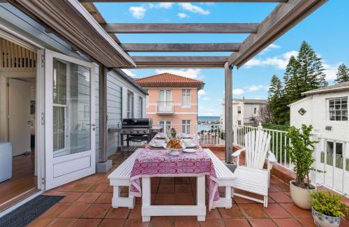 Kalk Bay Casa | Kalk Bay Condo at The Majestic