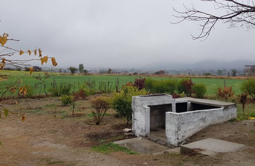 Punjab Otro | Kallar kahar Country Club Granja. Vista al lago desde la comodidad de su casa. 3km.