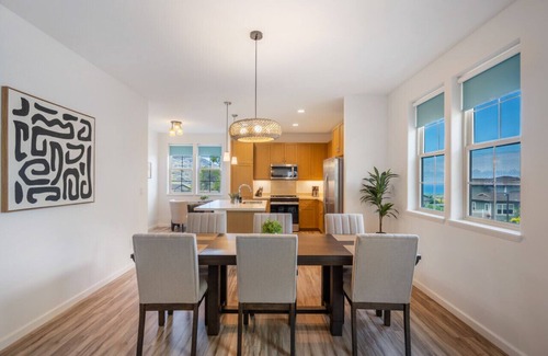 Makaha Valley Casa | Kalo Homes - Makaha Modern