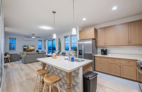 Makaha Valley Casa | Kalo Homes ~ Sunset Retreat