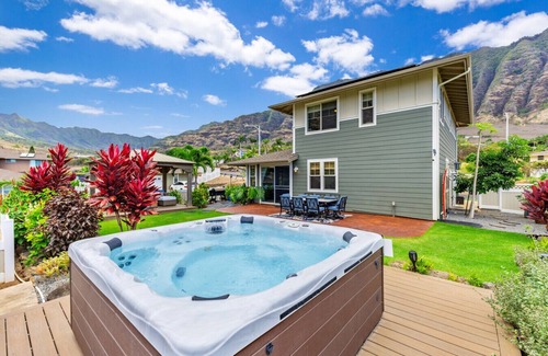 Makaha Valley Apartamento | Kalo Homes ~ Tropical Makaha Sanctuary