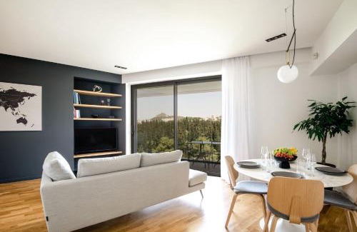 Kinosargous Apartamento | Kalypso, Urban Apartment with Unique Views of The Acropolis!
