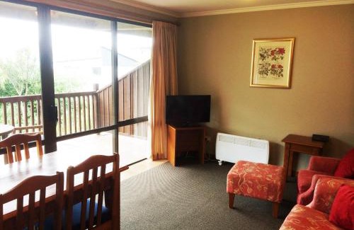 Fernhill Hotel | Kamana Lakehouse