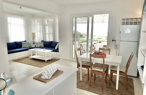 Naxos Villa | Kamari: paraíso griego con piscina privada y jacuzzi