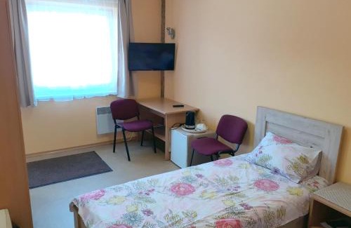 Kaunas Hotel | Kambarių nuoma - Neveronys SAURIDA