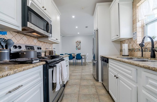 Crystal Beach Villa | Kame House | Hot Tub w/ Ocean Views, Beachfront