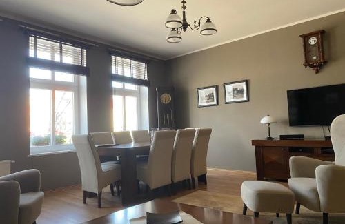 Puck Casa | Kamienica na Starym Rynku - 140 m2 i garaż
