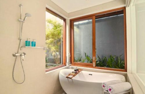 Jimbaran Bay Villa | Kamila Aranne 3 BR Private Pool Villa JU12
