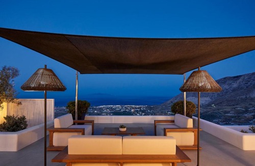 Pyrgos Villa | Kamini Santorini Villas