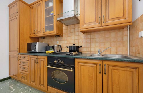 Praga Poludnie Apartamento | Kamionkowska 7 | Warszawa | Family Apartment | Desk | Bathtub