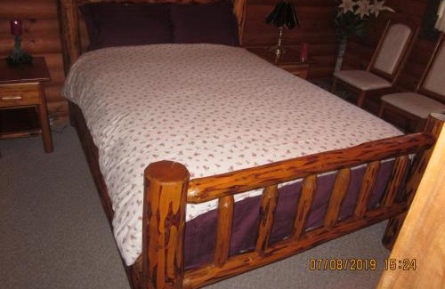 Kamloops Cama Y Desayuno | Kamloops Log Home Bed and Breakfast