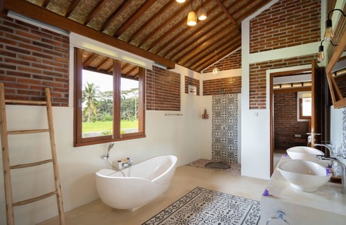 Melayang Complejo | Kampung Uma Dawa Resort and Spa