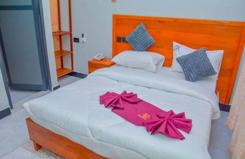 Dodoma Cama Y Desayuno | Kamur Executive Inn