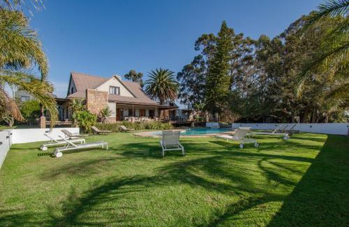 Stellenbosch Casa | Kana guest farm - 35 rooms for 70 guests