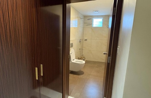 Thalassery Hotel | Kanak Residency Kuthuparamba