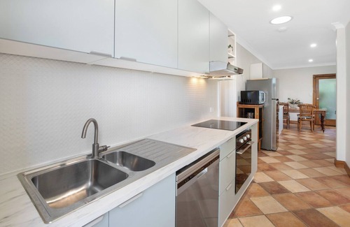 Kalgan Casa | Kanga Cottage - Pet friendly! Two Peoples - Bay Stays
