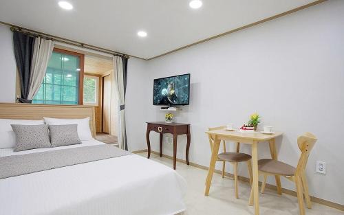 Namsan Casa | Kangchon Pine Tree Pension