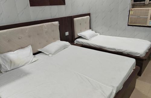 Mathura Casa | Kanha Kunj athiti bhawan