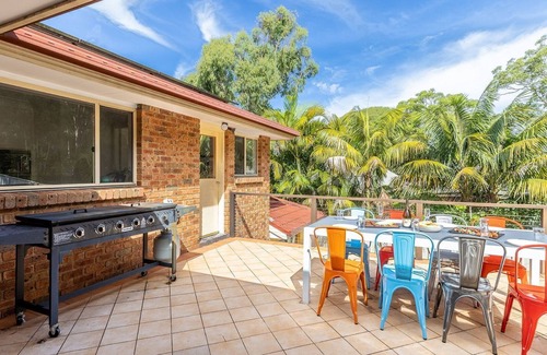 Salamander Bay Casa | Kanimbla House 15 Kanimbla Dr - air con, WiFi and pet friendly