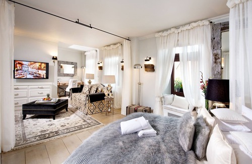 City Centre Hotel | Kanonicza 22