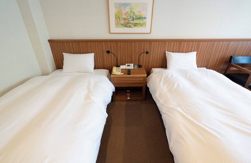 Sakyo Ward Hotel | Kansai Seminar House