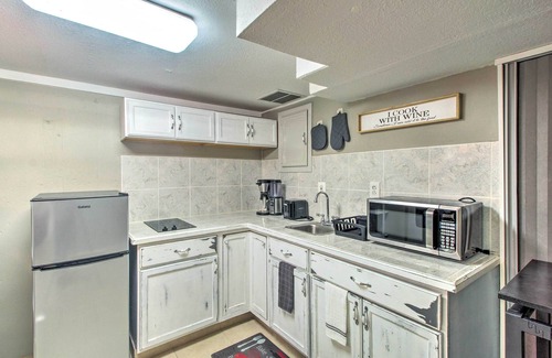 Kansas City Casa | Kansas City Vacation Rental - 10 Mi to Dtwn!