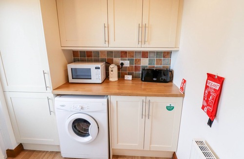 Burgh le Marsh Cabaña | KANTANKYE LODGE, pet friendly, with a garden in Wainfleet All Saints