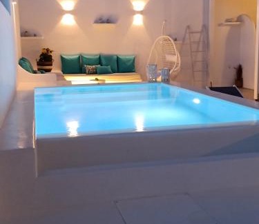 Adamas Apartamento | Kapetan Giannis Suite
