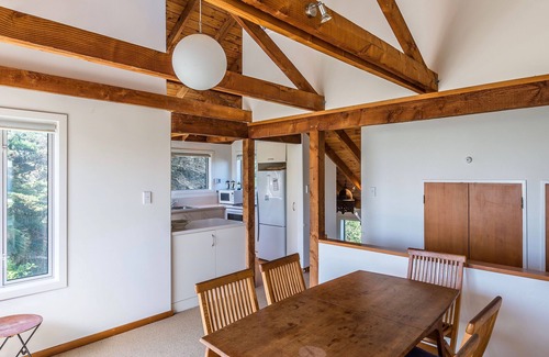 Waikanae Cabaña | Kapiti en la costa - Waikanae Holiday Home
