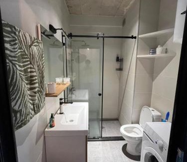 Ureki Apartamento | Kaprovani terrace