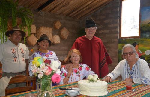 La Esperanza Cabina | Karanki Indigenous