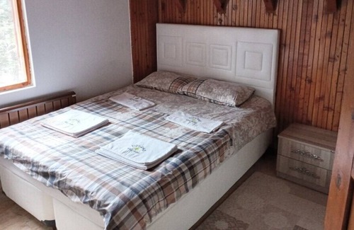 Mumcular Chalet De Esquí | Karaova Camping Bungalov