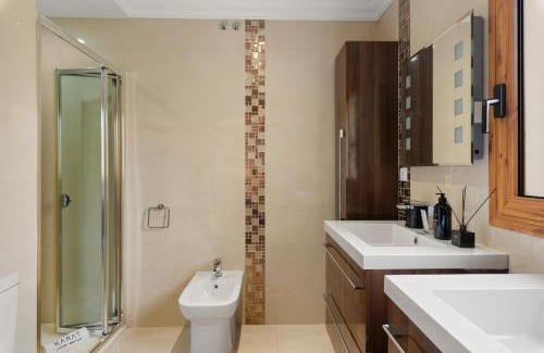 Costa Adeje Villa | Karat Villa Lusso
