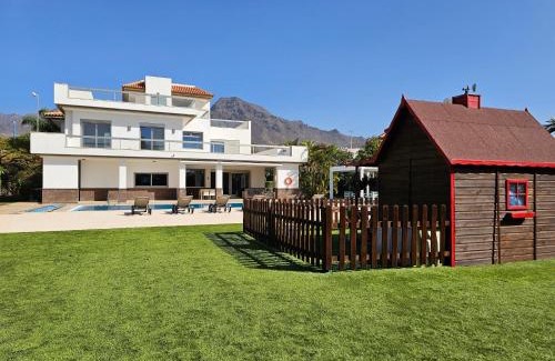 Costa Adeje Villa | KARAT Villa Oasis del Duque
