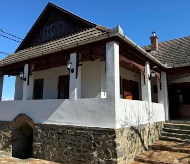 Holloko Casa | Karaván guest house