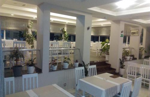 Central Serbia Hotel | Karavan 123