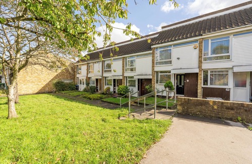 Fairfield Casa | Karazo Property- Luxury 2 bed in Croydon