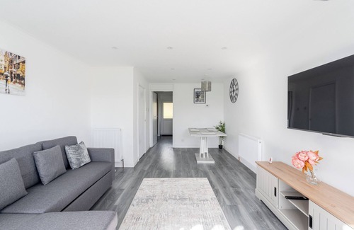 Fairfield Casa | Karazo Property- Luxury 2 bed in Croydon