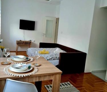 Sombor Apartamento | Karibo Apartman 2